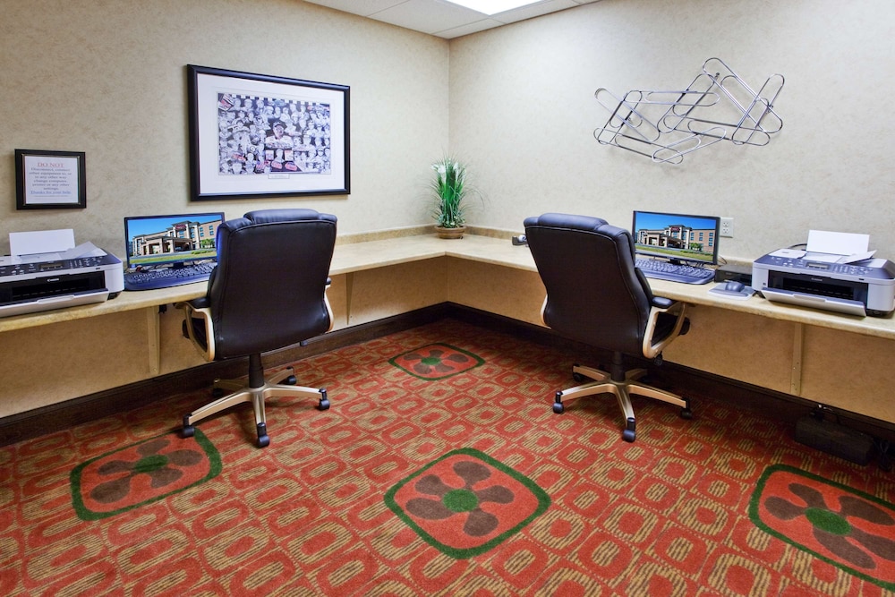 Hampton Inn & Suites Oxford Anniston - photo 53