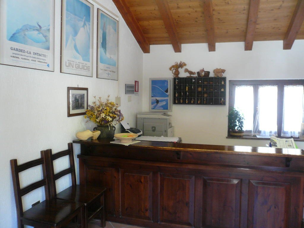 Hotel Camping Grivola — Valsavarenche