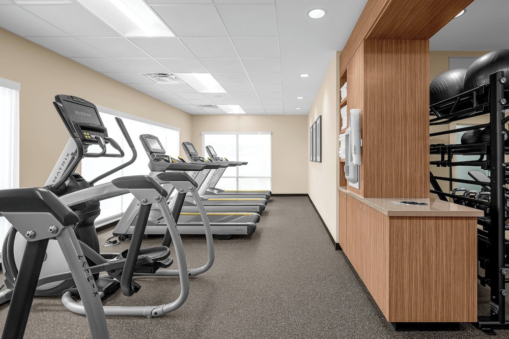 TownePlace Suites by Marriott Cincinnati Fairfield - photo 21