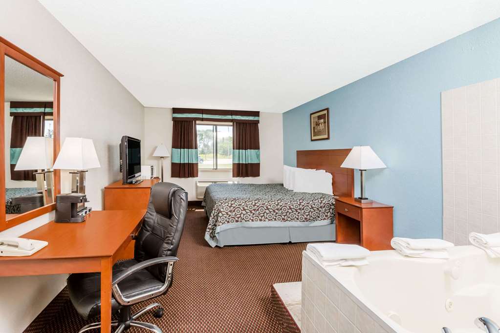 Days Inn by Wyndham Ankeny Des Moines - photo 21