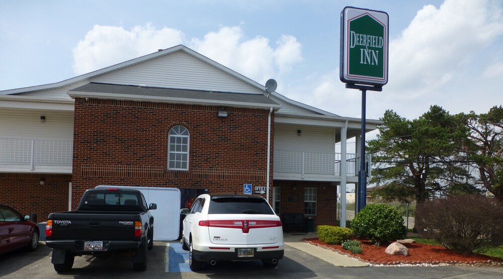 Deerfield Inn - photo 16