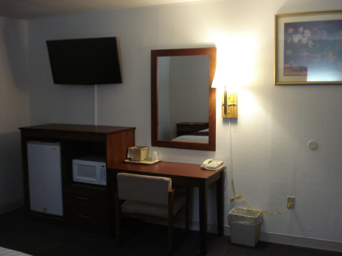 Hills Inn - photo 11