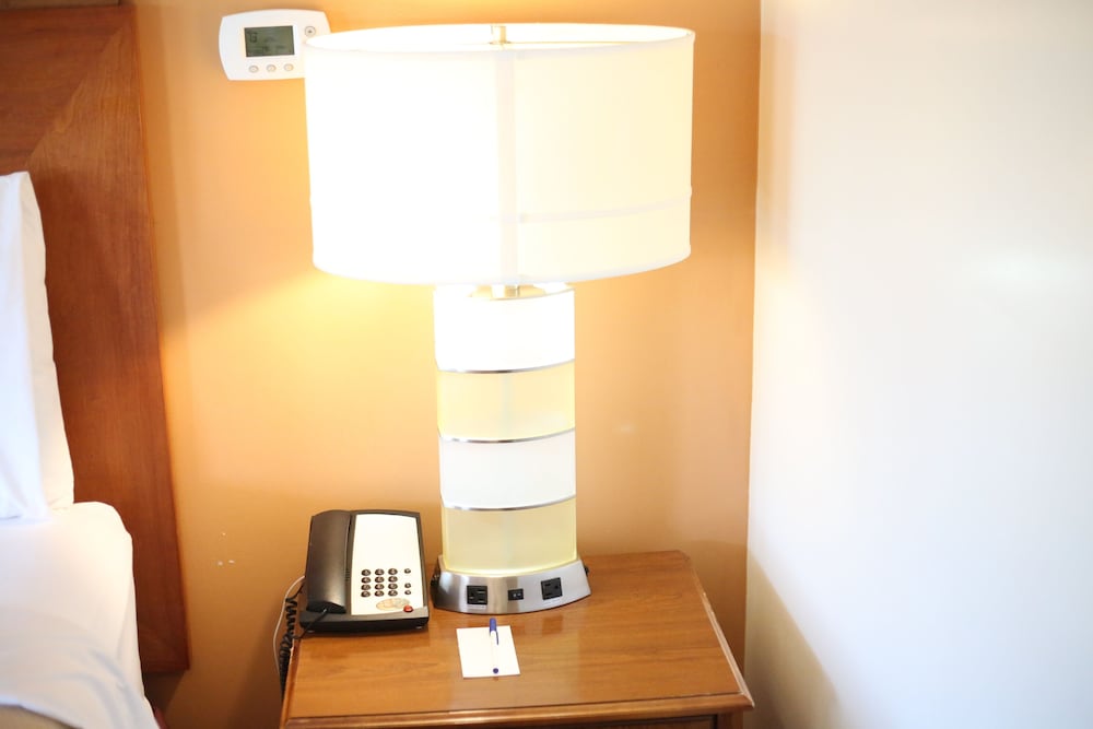 Cozy Corner Motel - photo 17