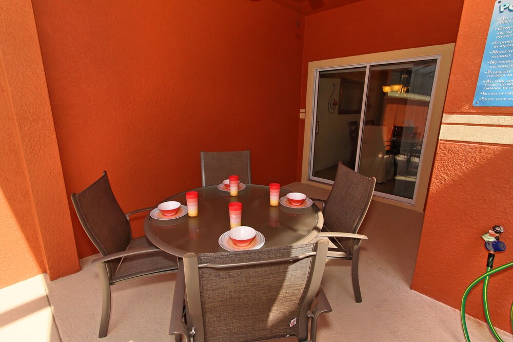 Paradise Palms Resort by VHC Hospitality - photo 63