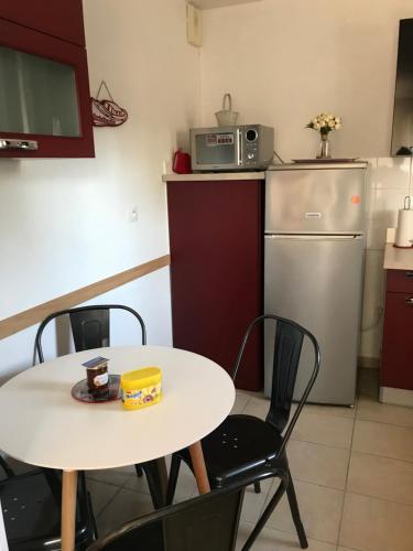 200 M Port de Cassy Studio Cosy 3 Pers — hotel in Lanton