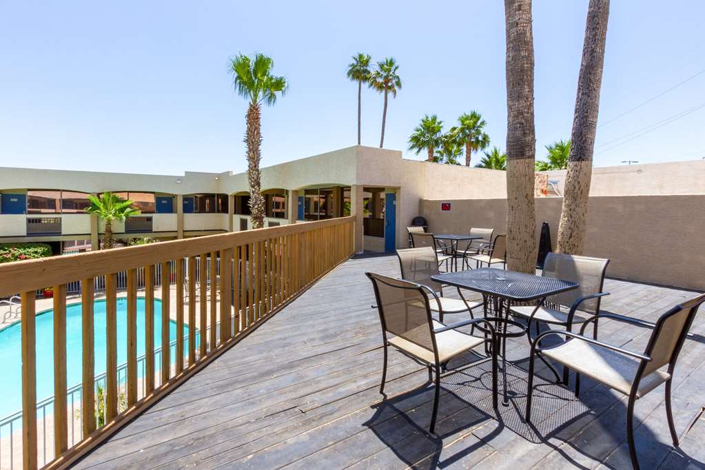 Motel 6 Glendale - photo 12