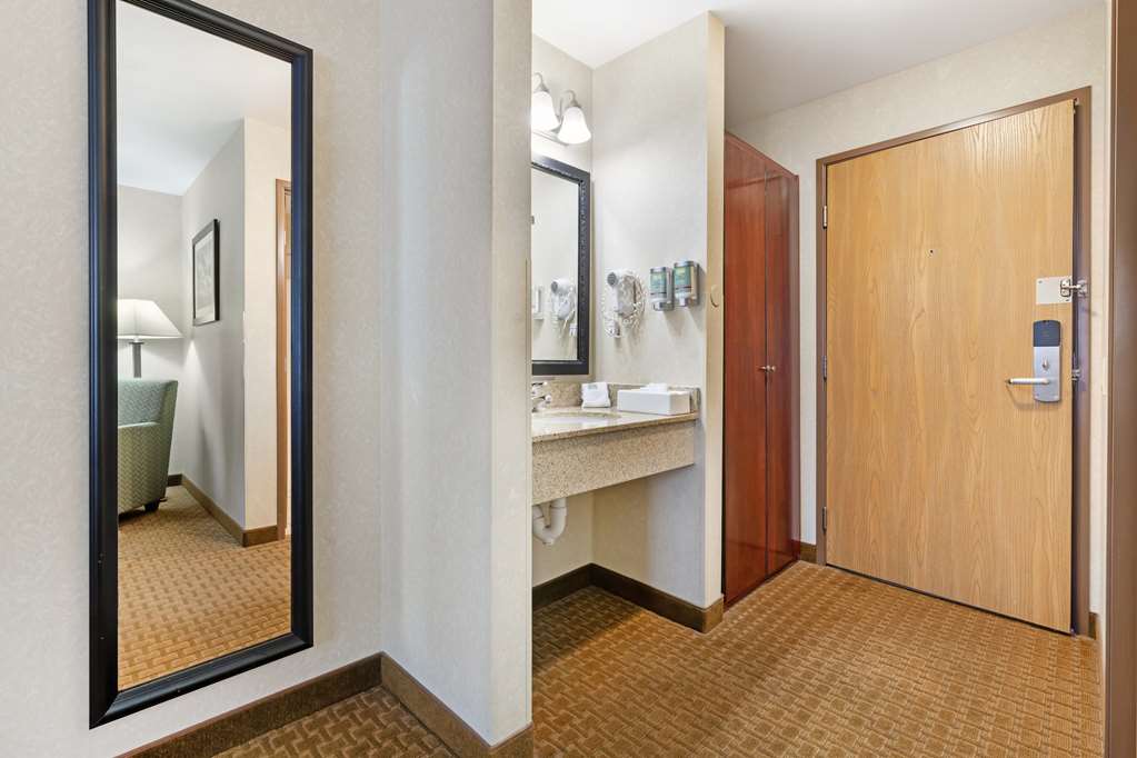 Best Western Wittenberg Inn - photo 14