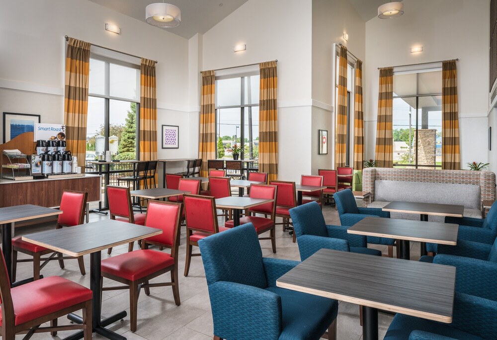 Holiday Inn Express Springfield by IHG - photo 34