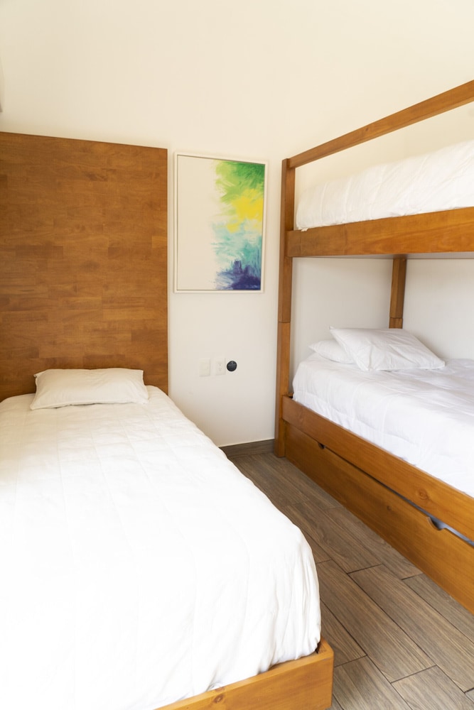 2BR 7 Guests Private Jacuzzi in Monterrico in Taxisco, Guatemala