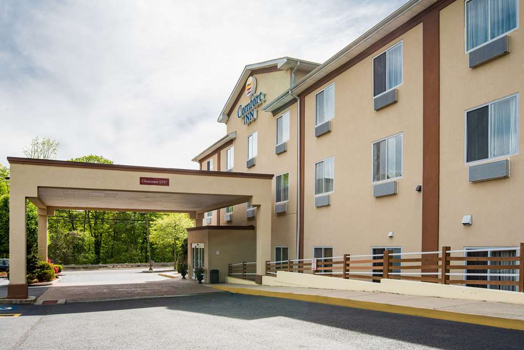 Comfort Inn Naugatuck Shelton CT - photo 3