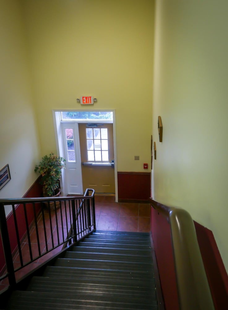 Cocoa Country Inn at Hershey - photo 26
