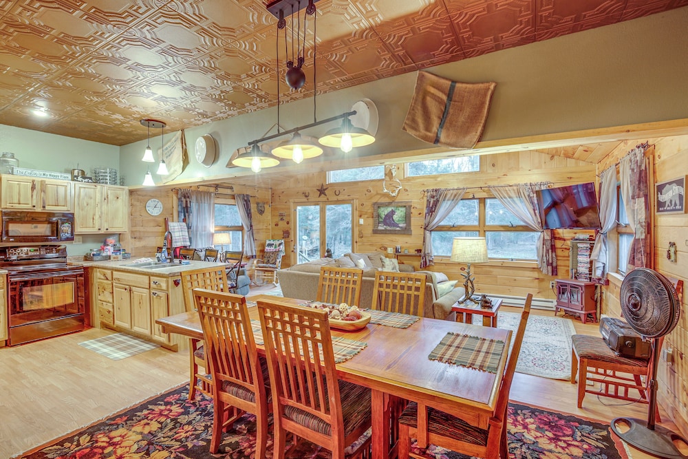 40 Acre Off Grid Wakefield Retreat W Gas Grill — Wakefield