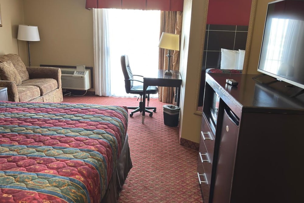 Surestay Plus Hotel by Best Western Oklahoma City North - photo 16