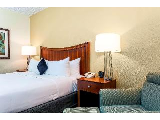 Red Lion Inn & Suites Hattiesburg - photo 11
