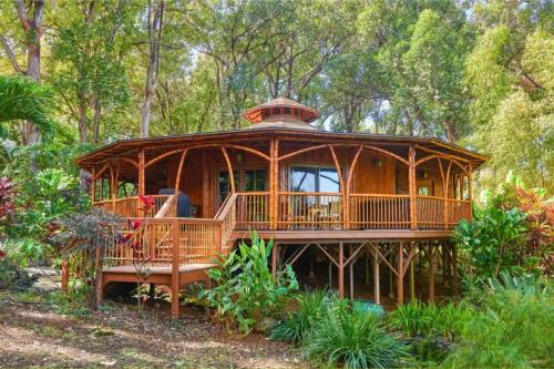 Hawaiian Dream Temple - last minute hotel in Unknown City