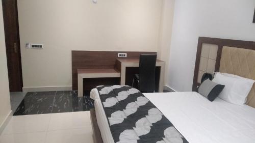 Hotel Dew Plaza — Jajpur — photo 2