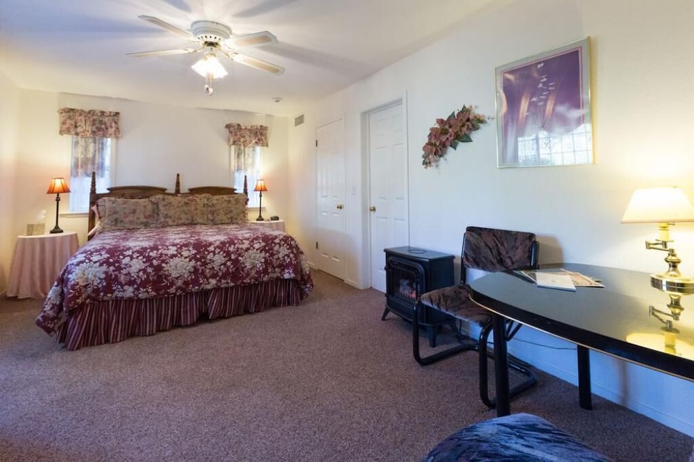 Apple Blossom Inn - photo 2