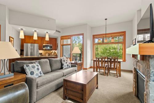 Foxtail Flat Capitol Peak Lodge #3219 — 4-Star Luxury Hotel in Snowmass Village, United States