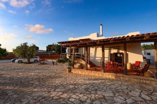 Villa Alymir — 4-Star Luxury Hotel in Ugento, Italy