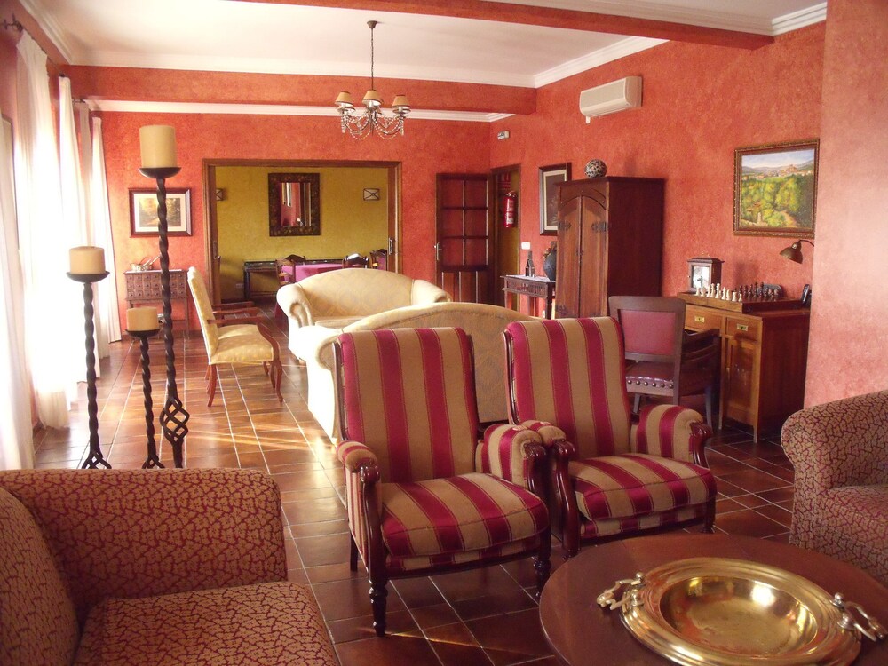 Hotel Rural Don Julio — hotel in Perales Del Puerto