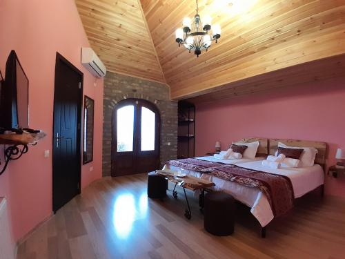 Château Fort de Manavi Boutique Hotel