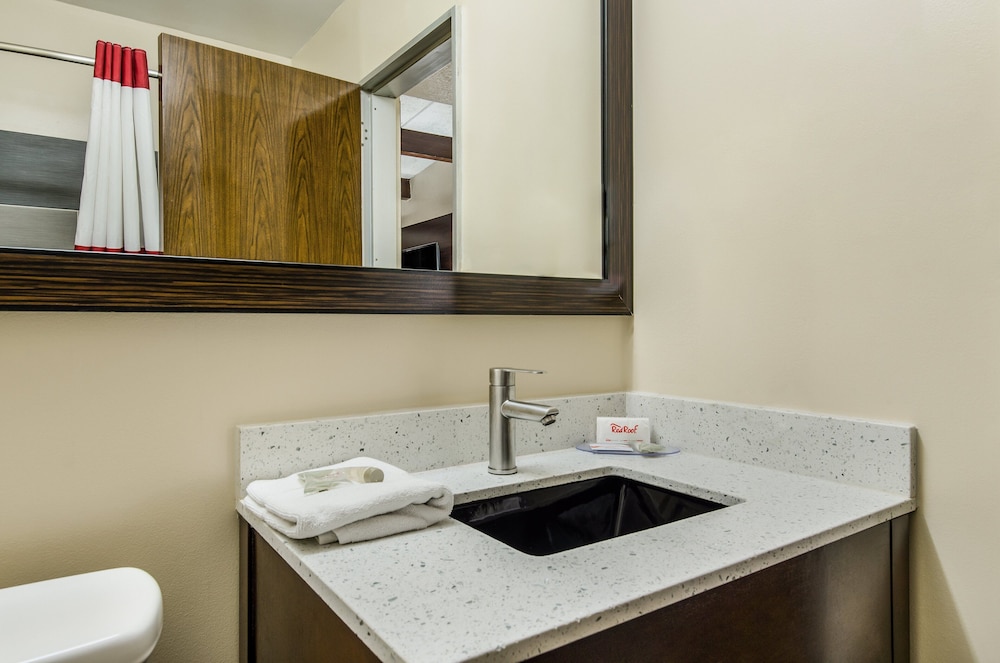 Red Roof Inn Madison Heights VA - photo 24