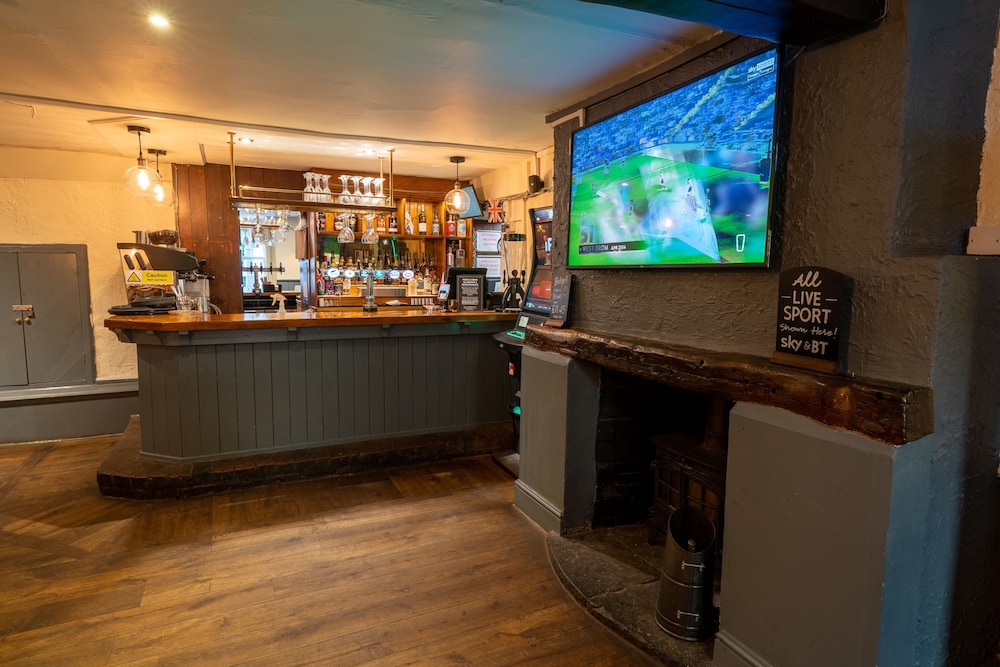 The Snooty Fox Inn — Carnforth — photo 2