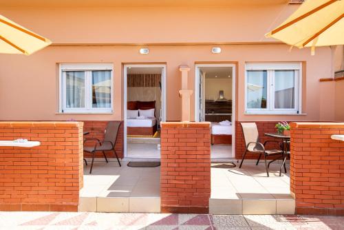 WaterSide Studios in Limenaria, Greece