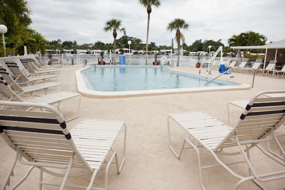 Lake San Marino RV Resort - photo 8