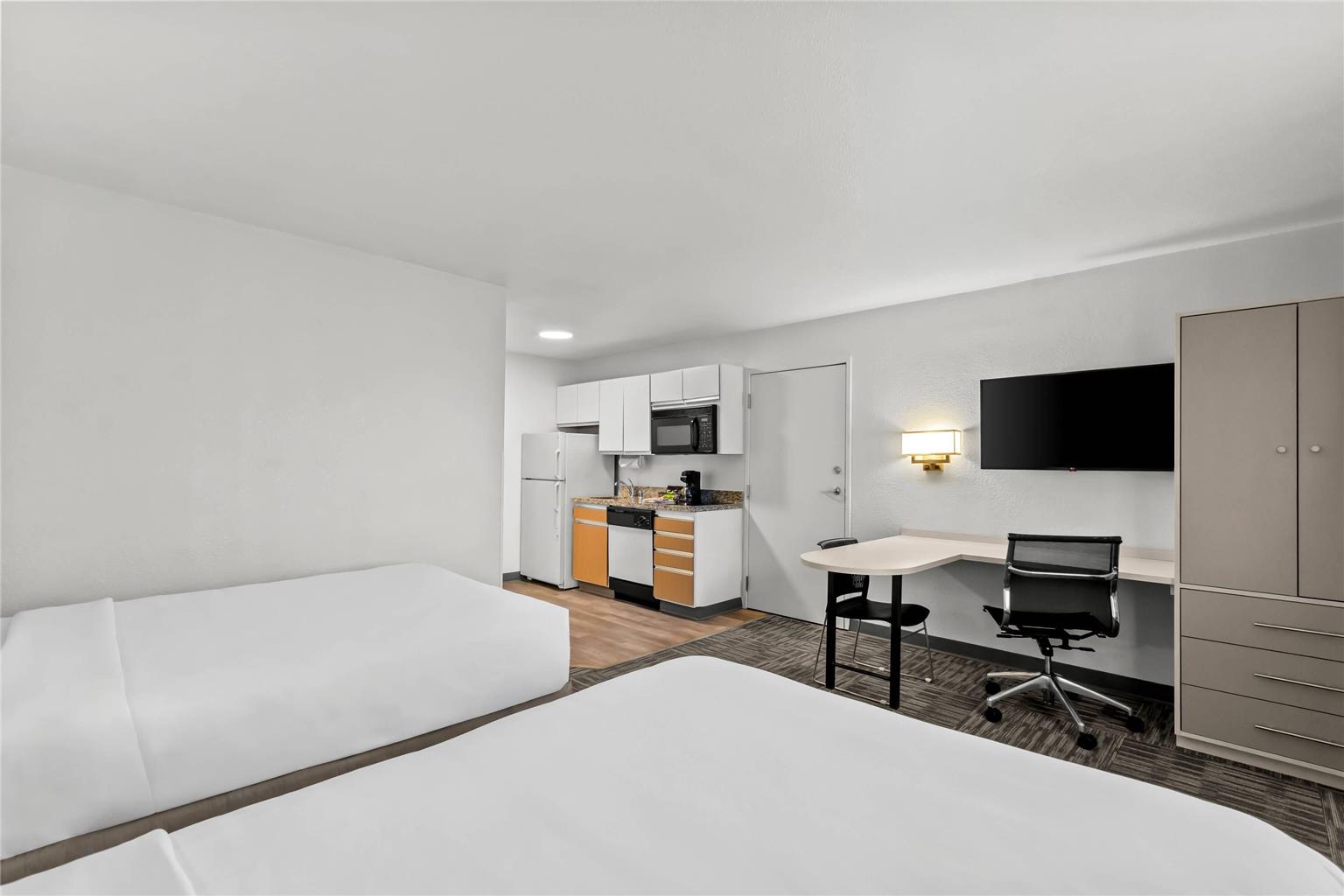 MainStay Suites Louisville Jeffersontown - photo 18
