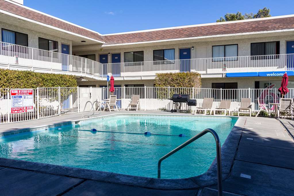 Motel 6 Mojave CA - photo 6