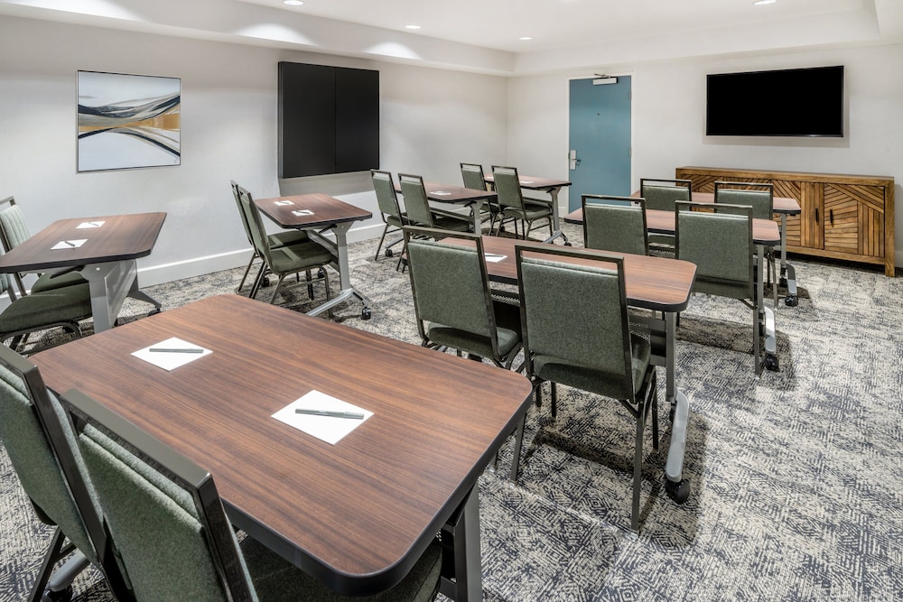 Staybridge Suites Denver Cherry Creek by IHG - photo 50
