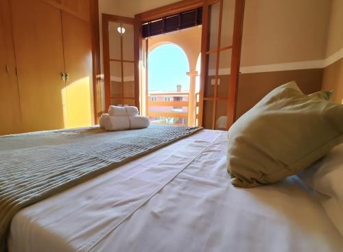 Adosado Con Piscina Y Parking in Benicassim, Spain