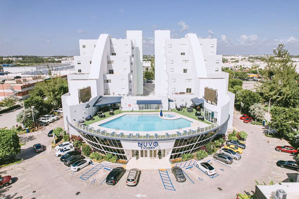Nuvo Suites Hotel - photo 14