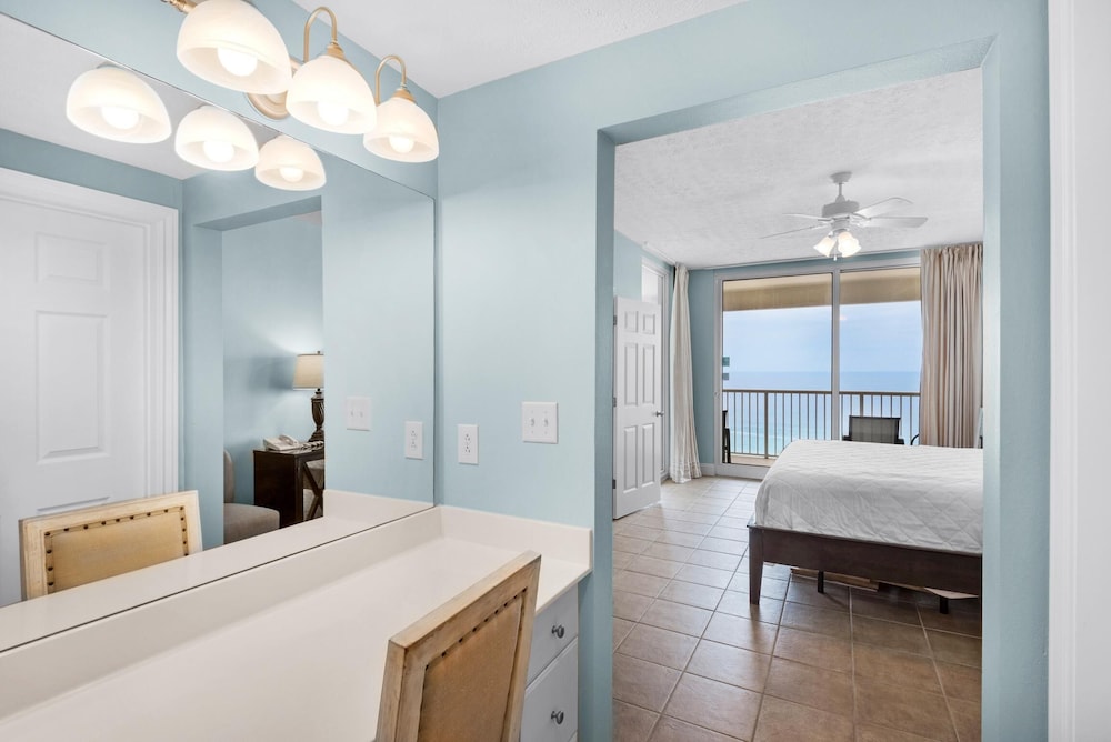 Majestic Beach Towers 2 1509 - photo 8