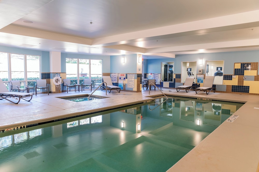 Holiday Inn Express Hotel & Suites Raleigh SW NC State by IHG - photo 63