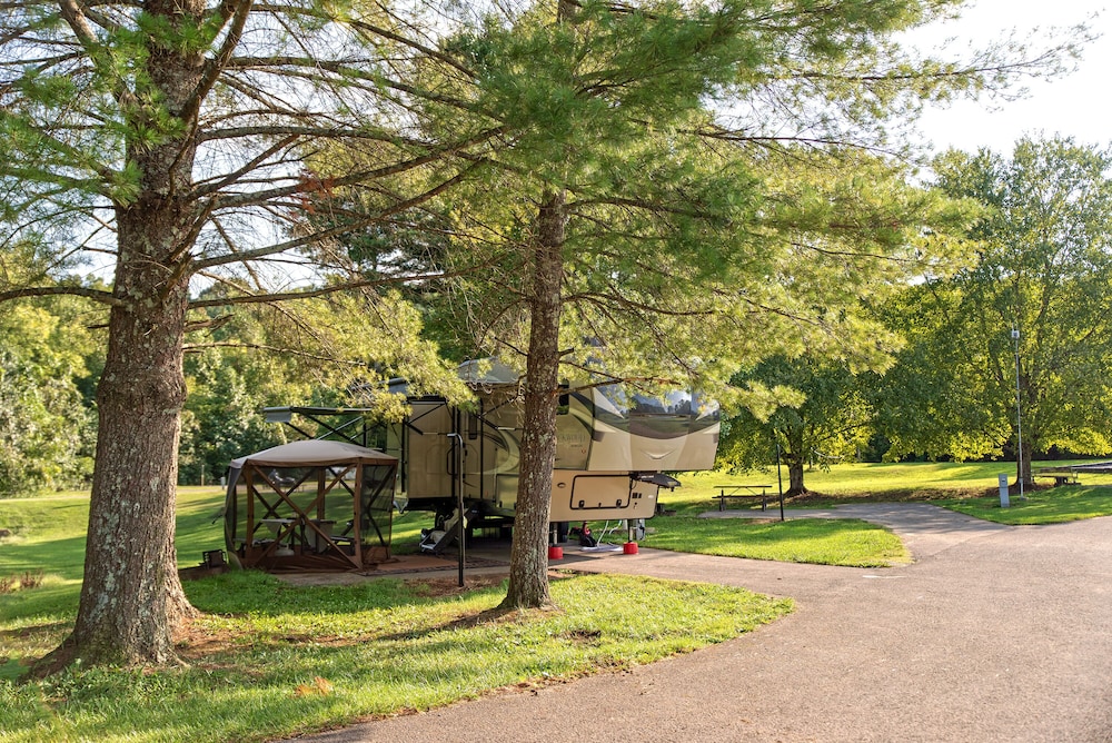Dale Hollow Lake State Resort Park - photo 26