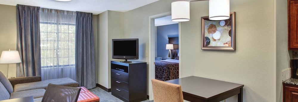 Staybridge Suites Louisville East by IHG - photo 19