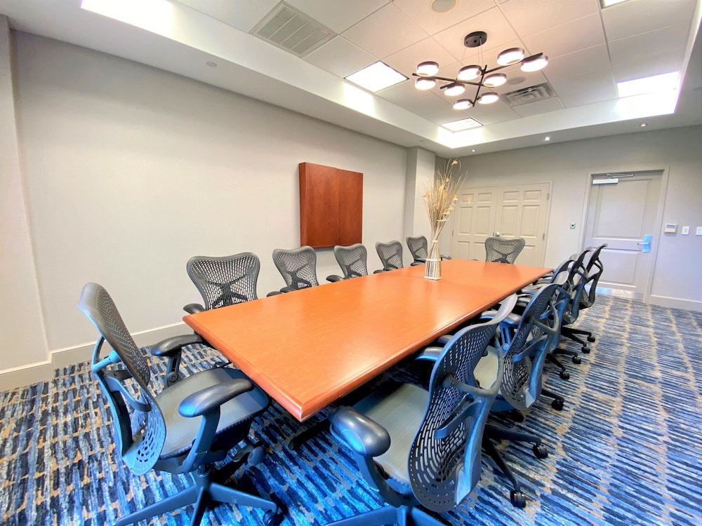 Hilton Garden Inn Houston Sugar Land - photo 40