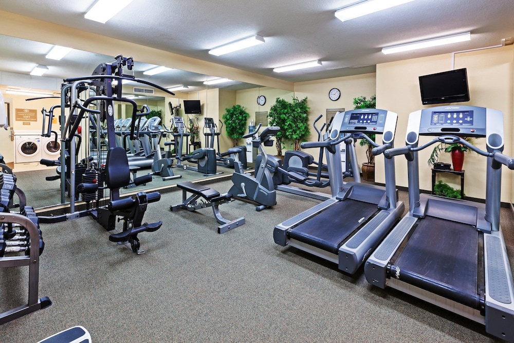 Candlewood Suites Owasso by IHG - photo 17