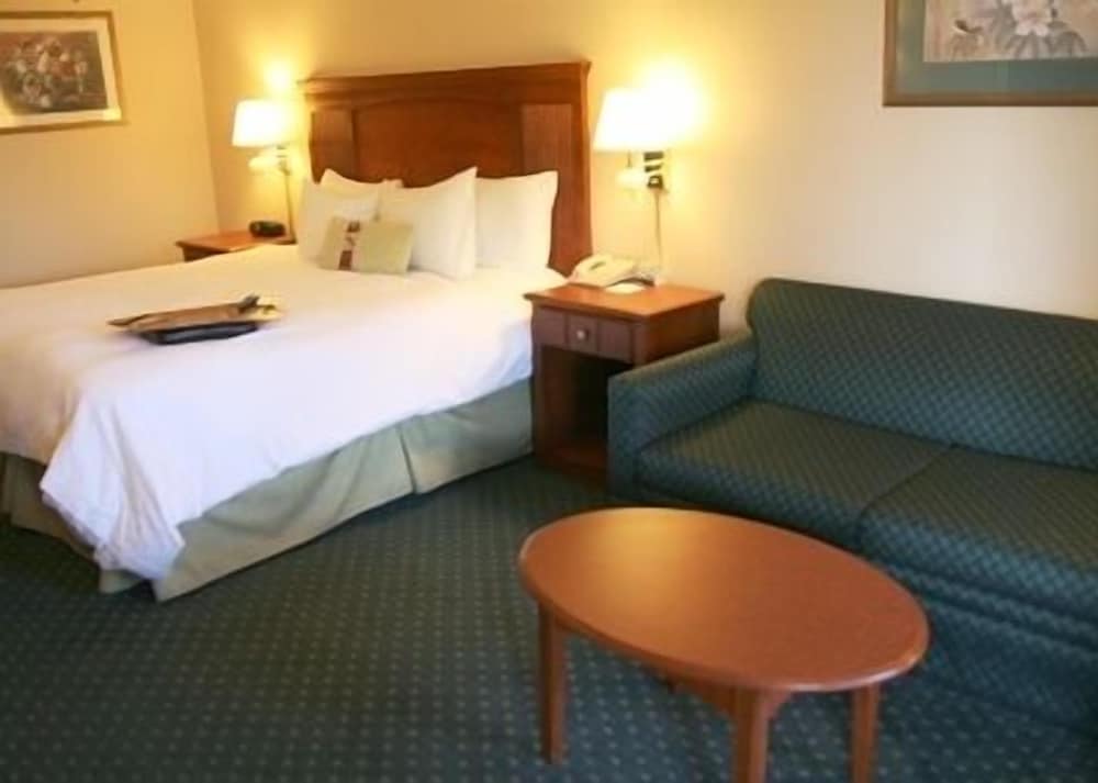 Hampton Inn & Suites Cordele - photo 14