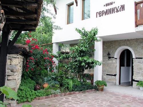 Vila Geranium — 4-Star Luxury Hotel in Veliko Turnovo, Bulgaria