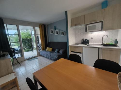 Studio 4 Pers Terrasse Espace Aquatique - last minute hotel in Unknown City