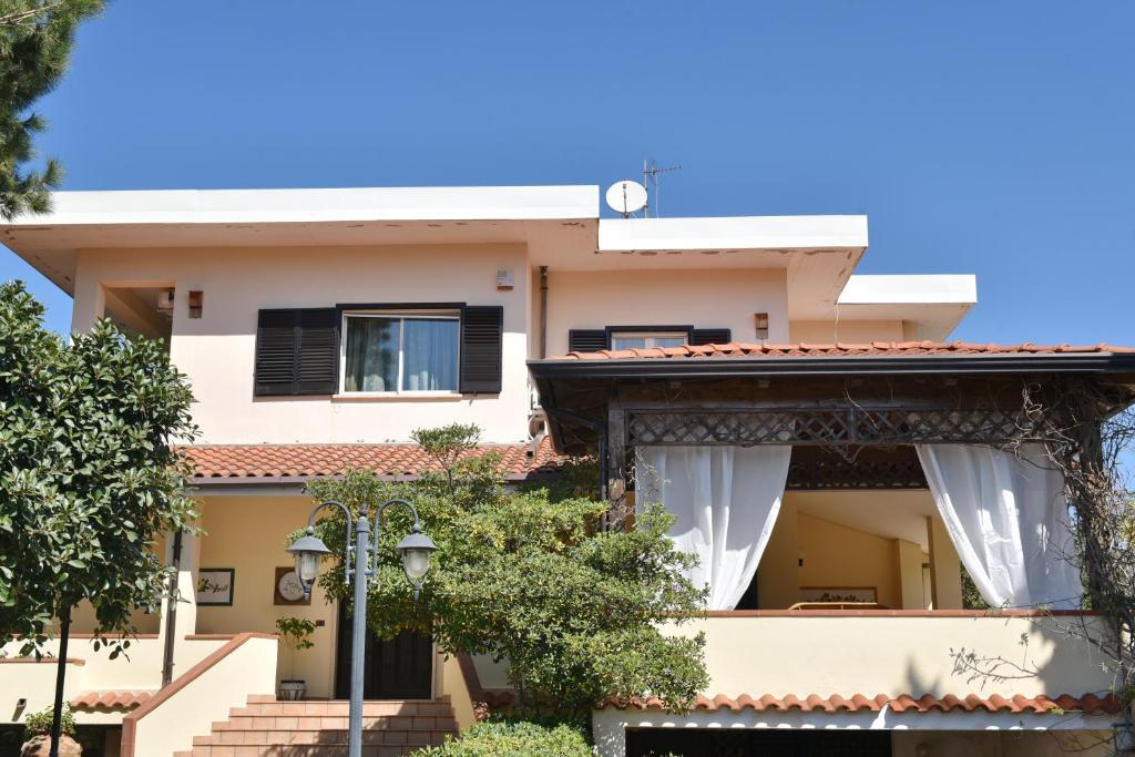 Villa Tina Holiday Homes — 4-Star Luxury Hotel in Santa Maria, Italy