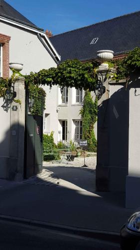 Au Jeu de Paume — 4-Star Luxury Hotel in Epernay, France