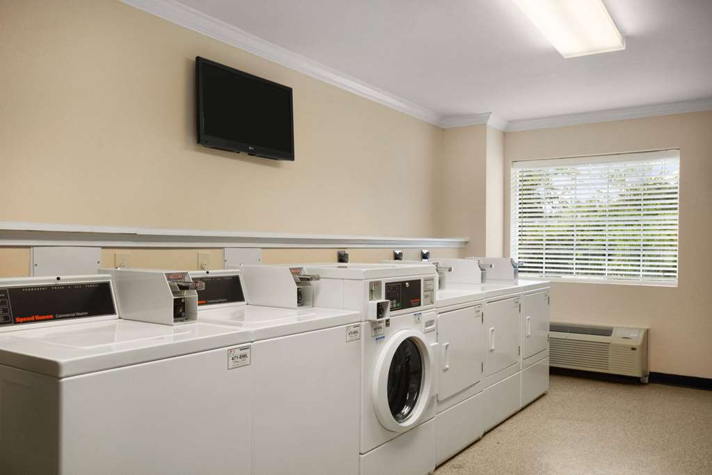 Baymont by Wyndham Beaumont - photo 34