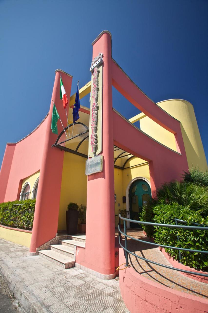 Lo Scacciapensieri — hotel in Monteroni Di Lecce