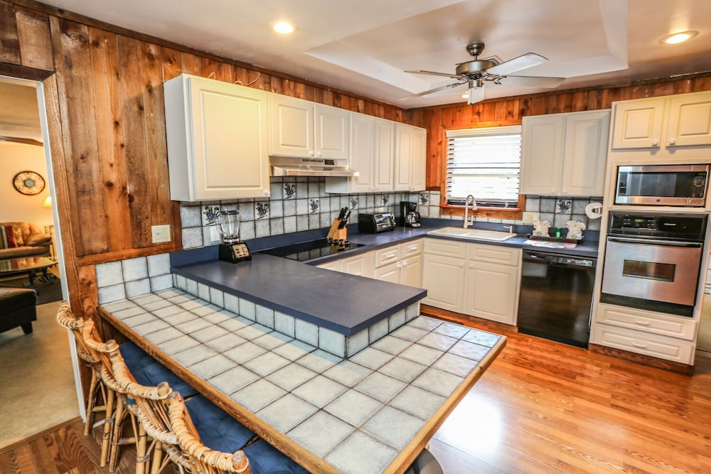 210 Miramar - photo 10