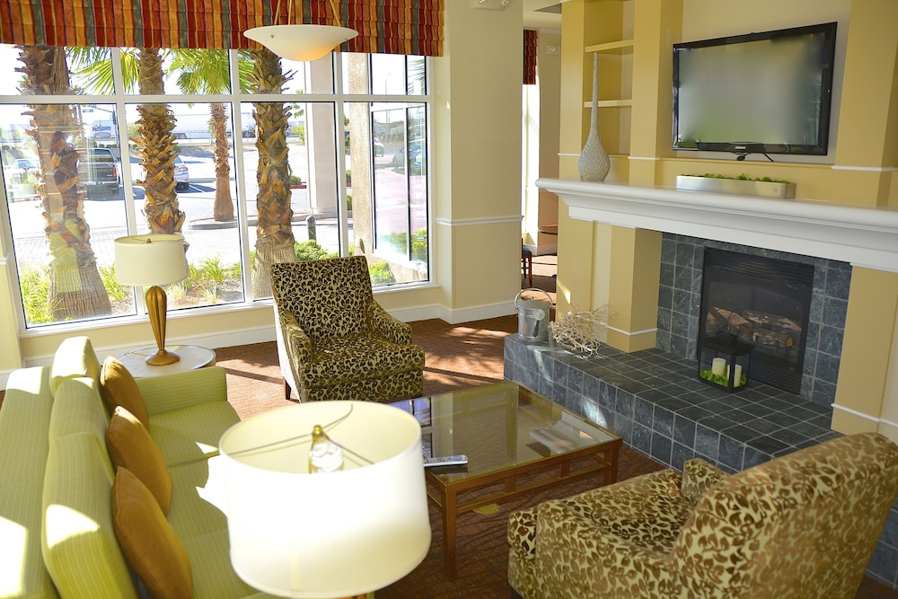 Hilton Garden Inn Victorville - photo 4