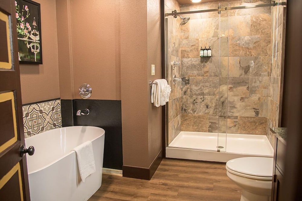 Basin Park Hotel and Spa - photo 32